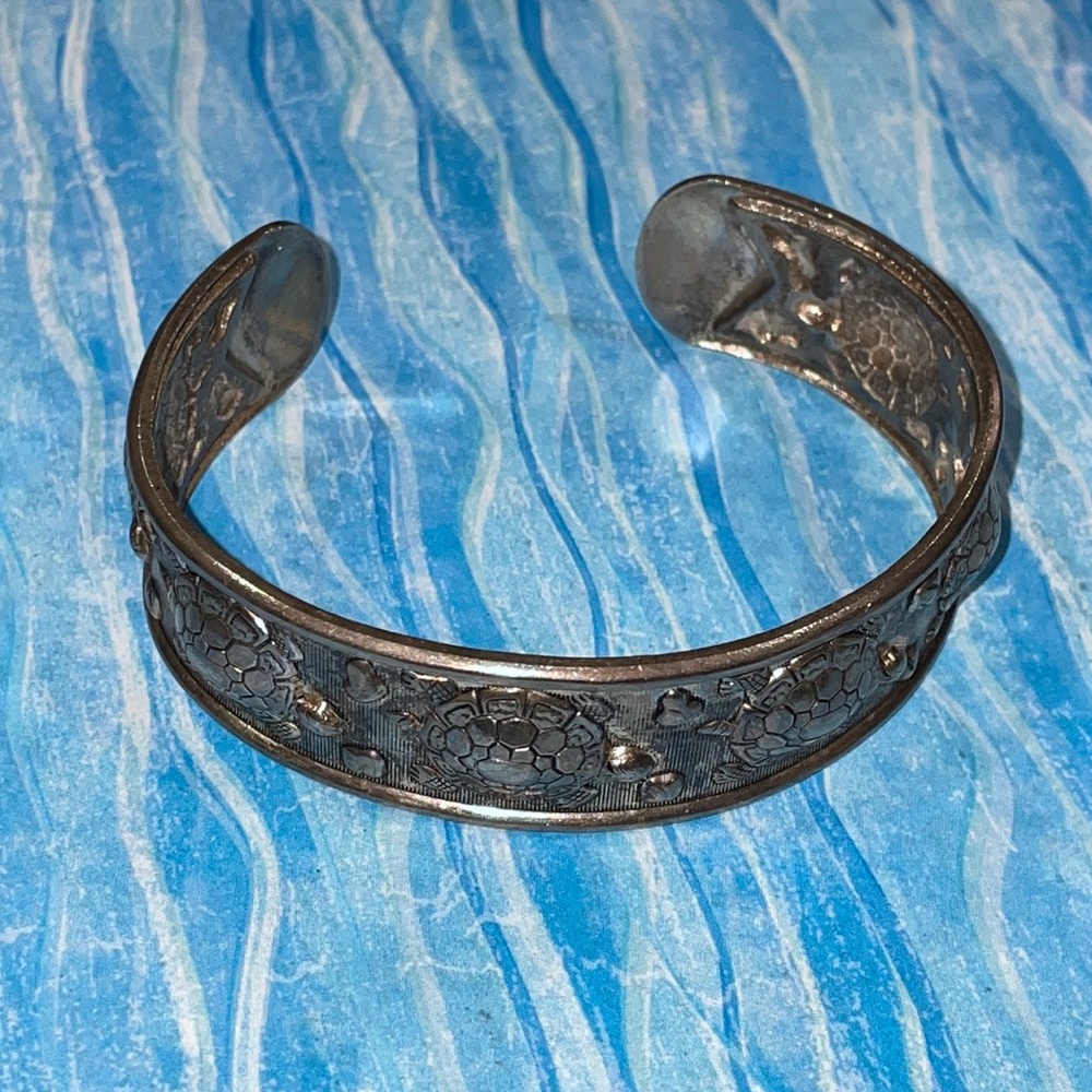 Silver Turtle Bracelet - Picture 3 of 11